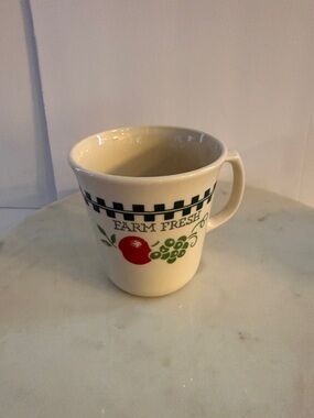 Corningware Cream Mug with Red Apple & Green Grape Design